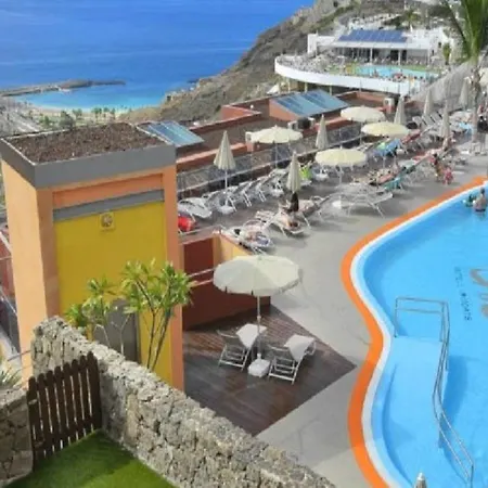 De Amadores Semesteranläggning (resort)