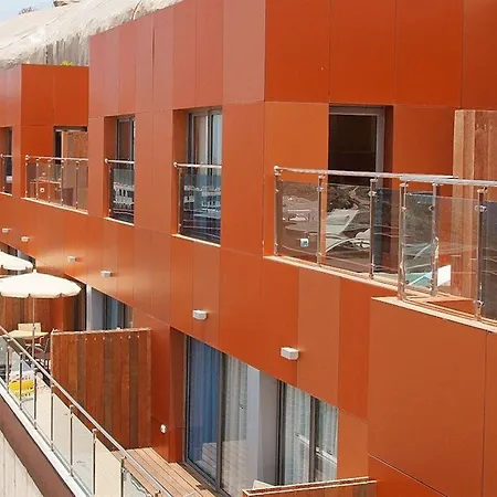 Semesteranläggning (resort) De Amadores 4*