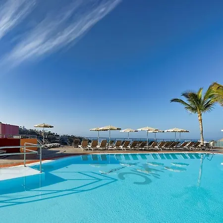 De Amadores Resort