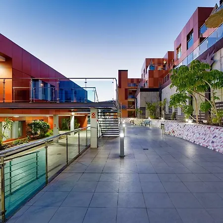 Semesteranläggning (resort) De Amadores 4*